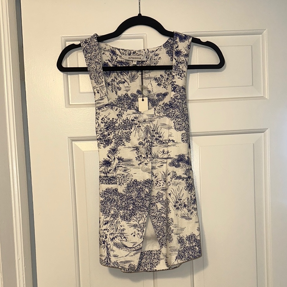 Olivaceous Navy and Cream Floral Tank Top